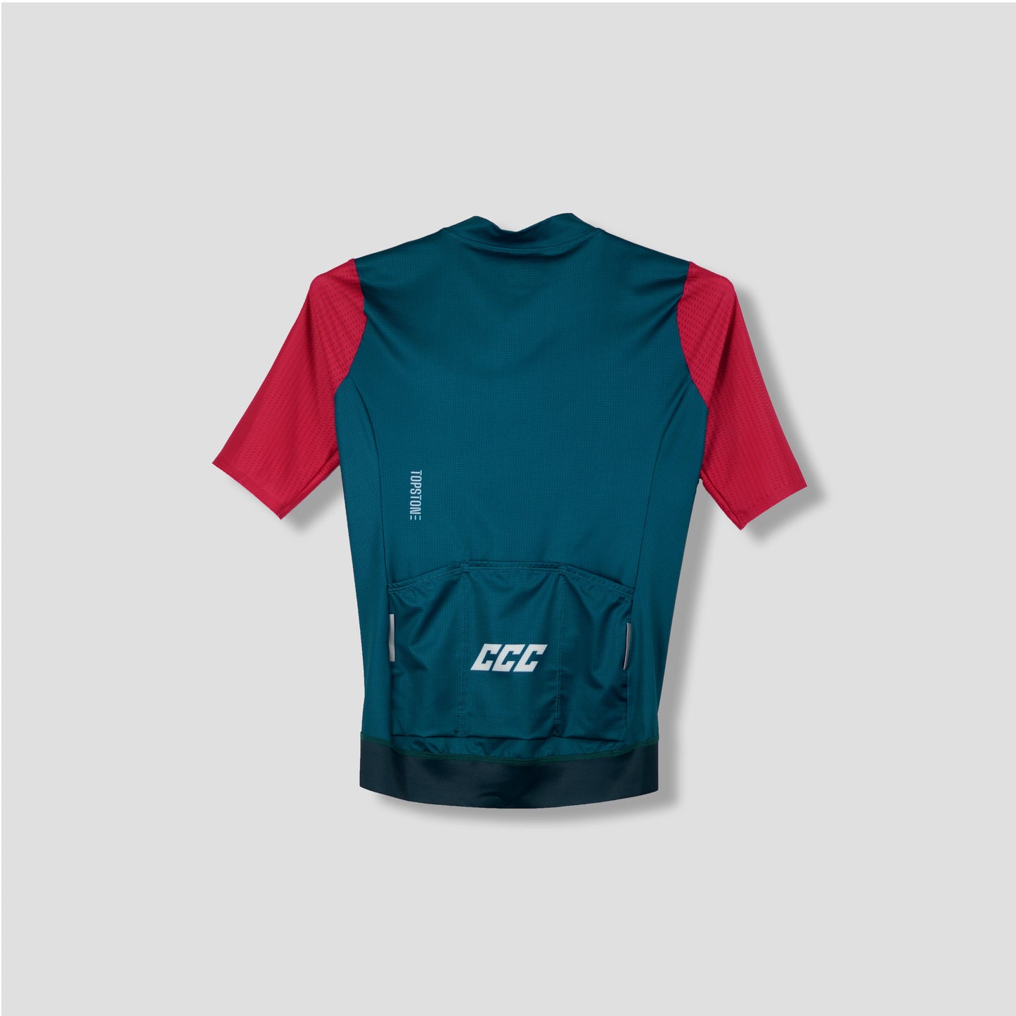 Jersey de Ciclismo Topstone Race Verde-Rojo mujer modelo – TopStone Costa Rica
