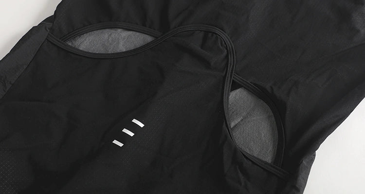 Chaleco Corta Viento Negro TopStone detalle bolsillo – ciclismo Costa Rica
